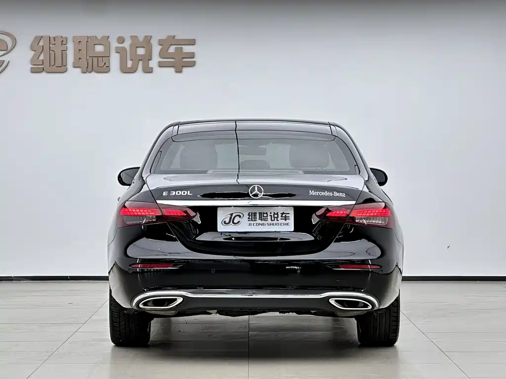 Mercedes-Benz E-Class — миниатюра 5