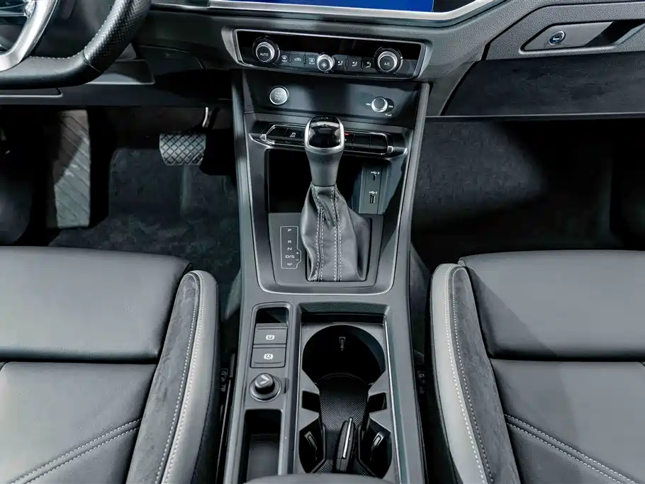 Audi Q3 Sportback — миниатюра 14
