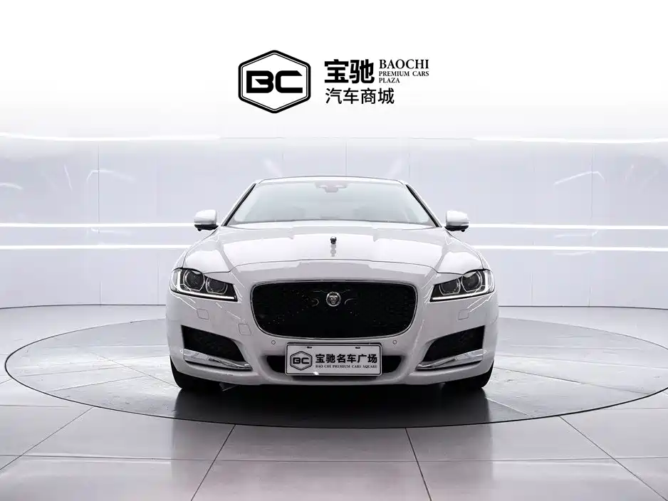 Jaguar XFL — миниатюра 2