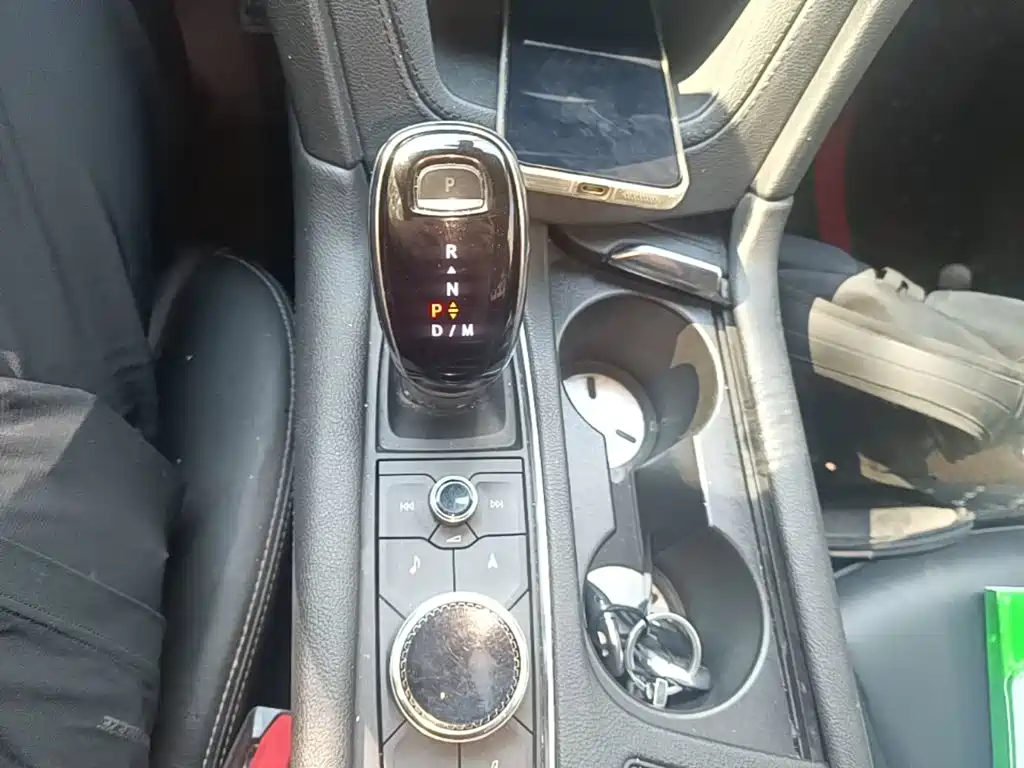 Cadillac XT5 — миниатюра 14