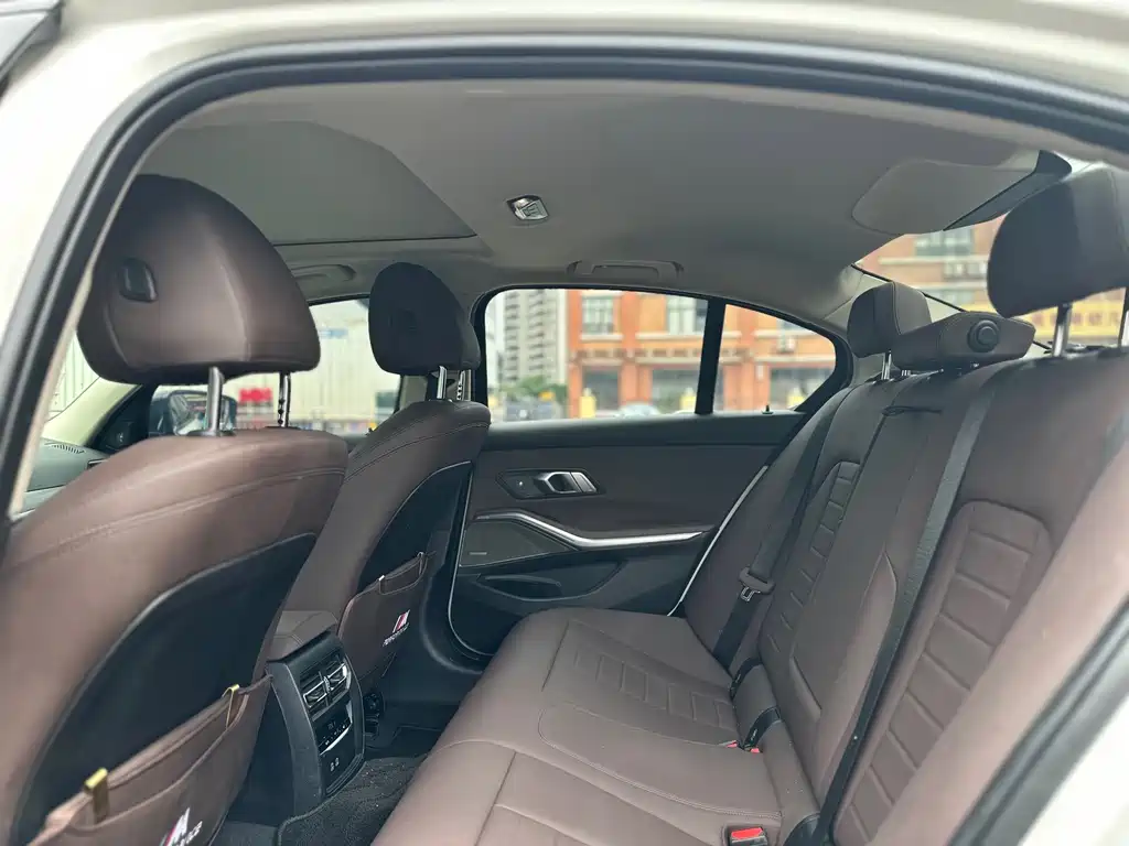 BMW 3 Series — миниатюра 8