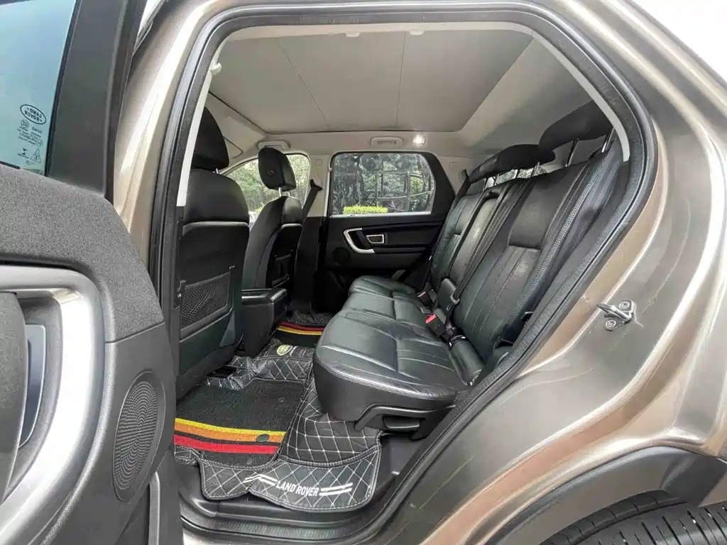 Land Rover Discovery Sport — миниатюра 12