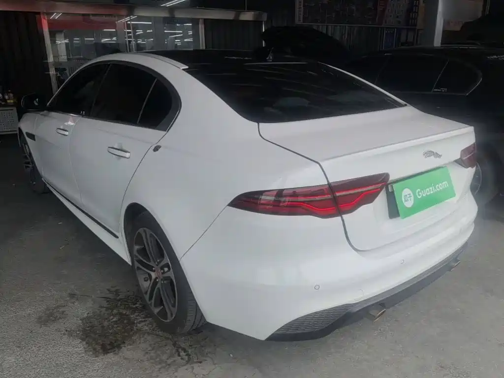 Jaguar XEL — миниатюра 5
