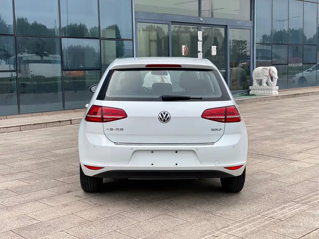 Volkswagen Golf — миниатюра 8