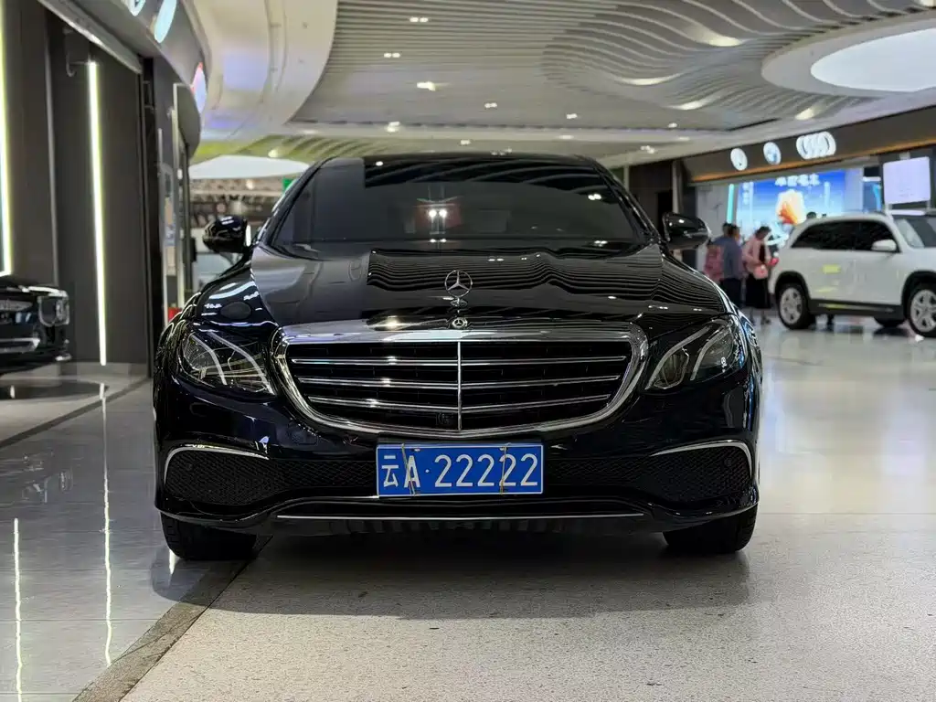 MERCEDES-BENZ  E CLASS