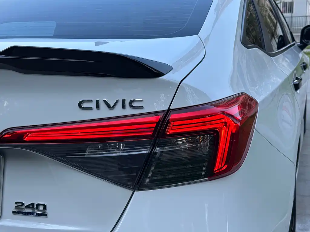 Honda Civic — миниатюра 20