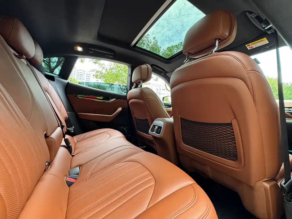 Maserati Levante — миниатюра 14