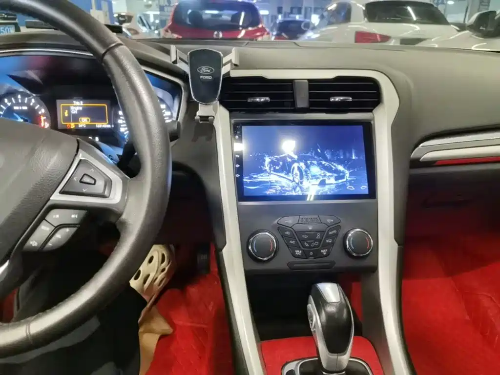 Ford Mondeo — миниатюра 13
