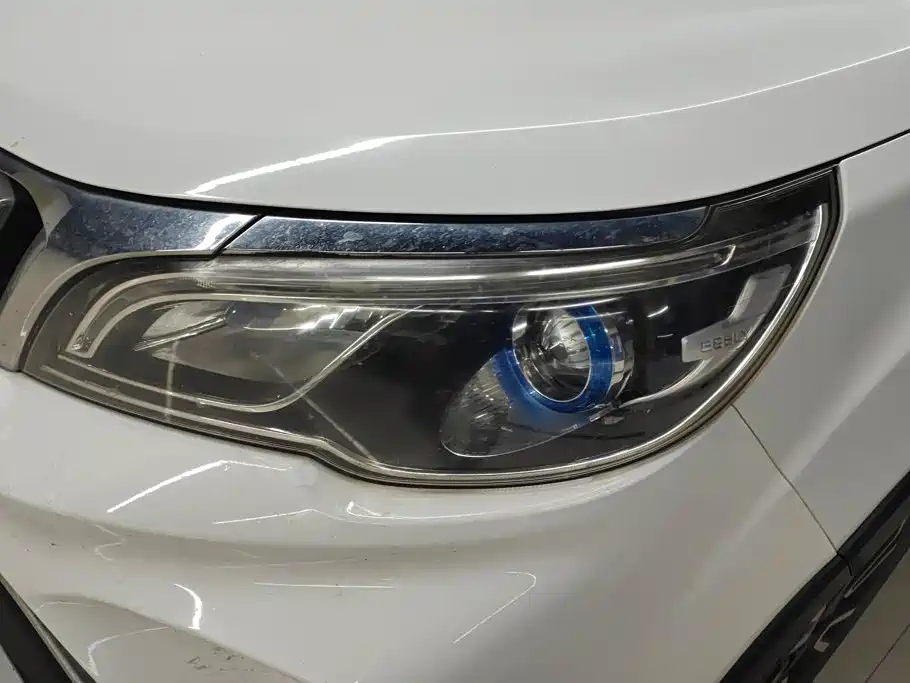 Geely Vision X3 — миниатюра 5
