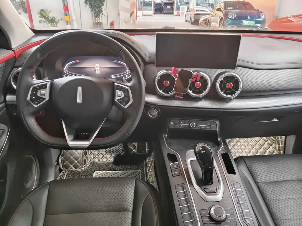 Wey Wey VV5 — миниатюра 4