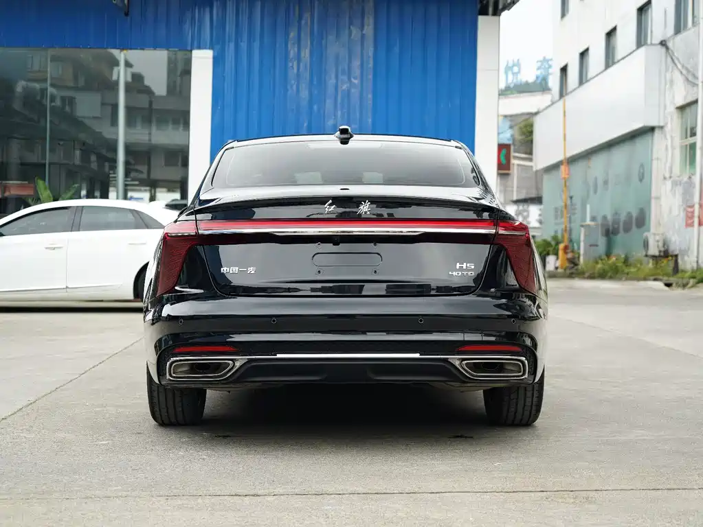 Hongqi H5 2025 2.0T AT
