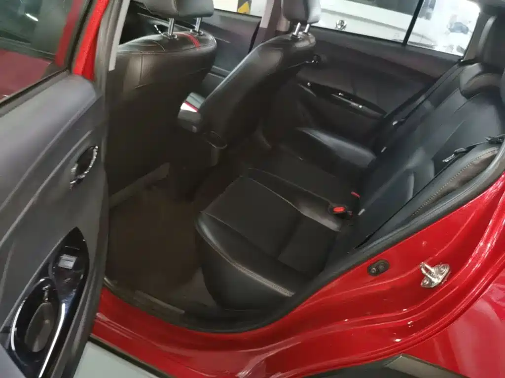 Toyota Yaris L — миниатюра 17