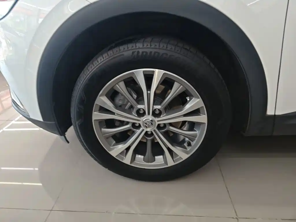 Buick Envision Plus — миниатюра 23