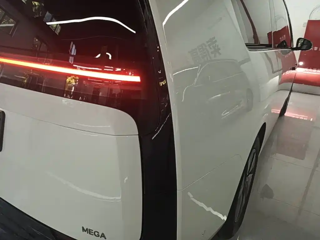 Li Auto Li MEGA — миниатюра 8