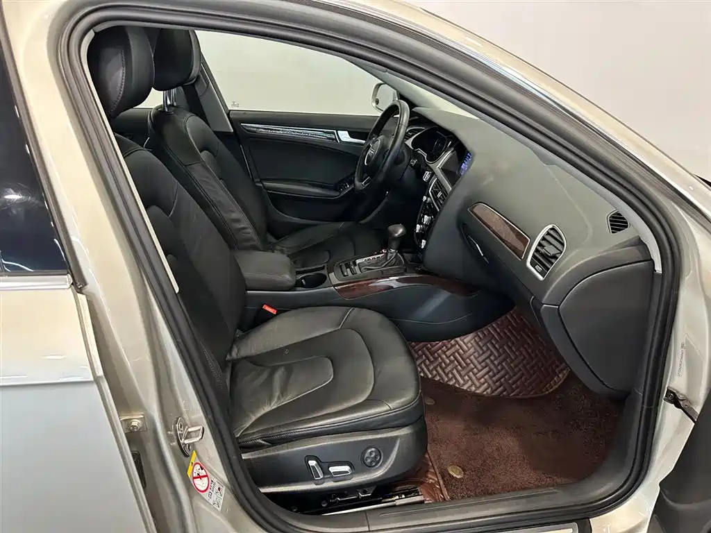 Audi A4L — миниатюра 11