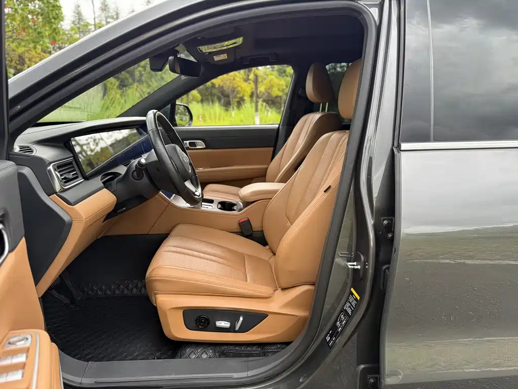 Li Auto Li ONE — миниатюра 7