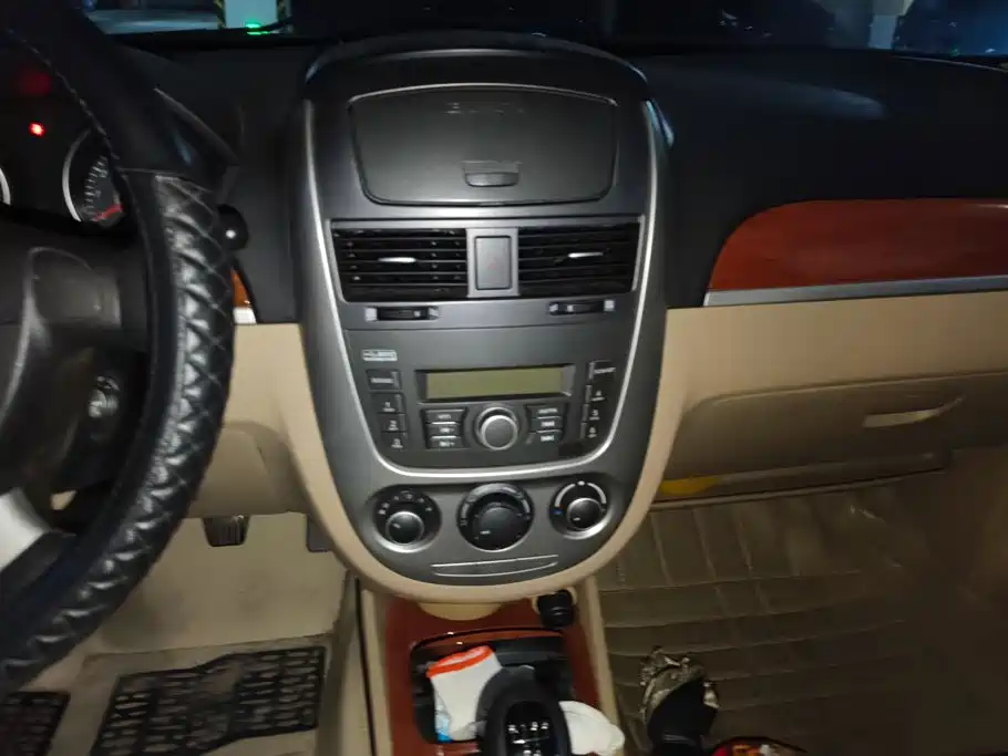 Buick Excelle — миниатюра 13
