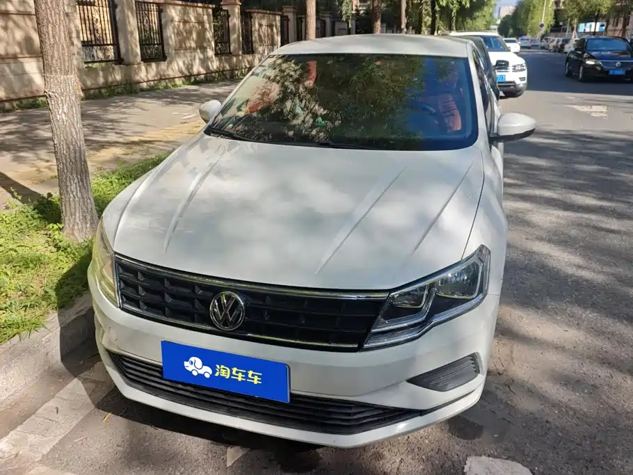 Volkswagen Jetta — миниатюра 2
