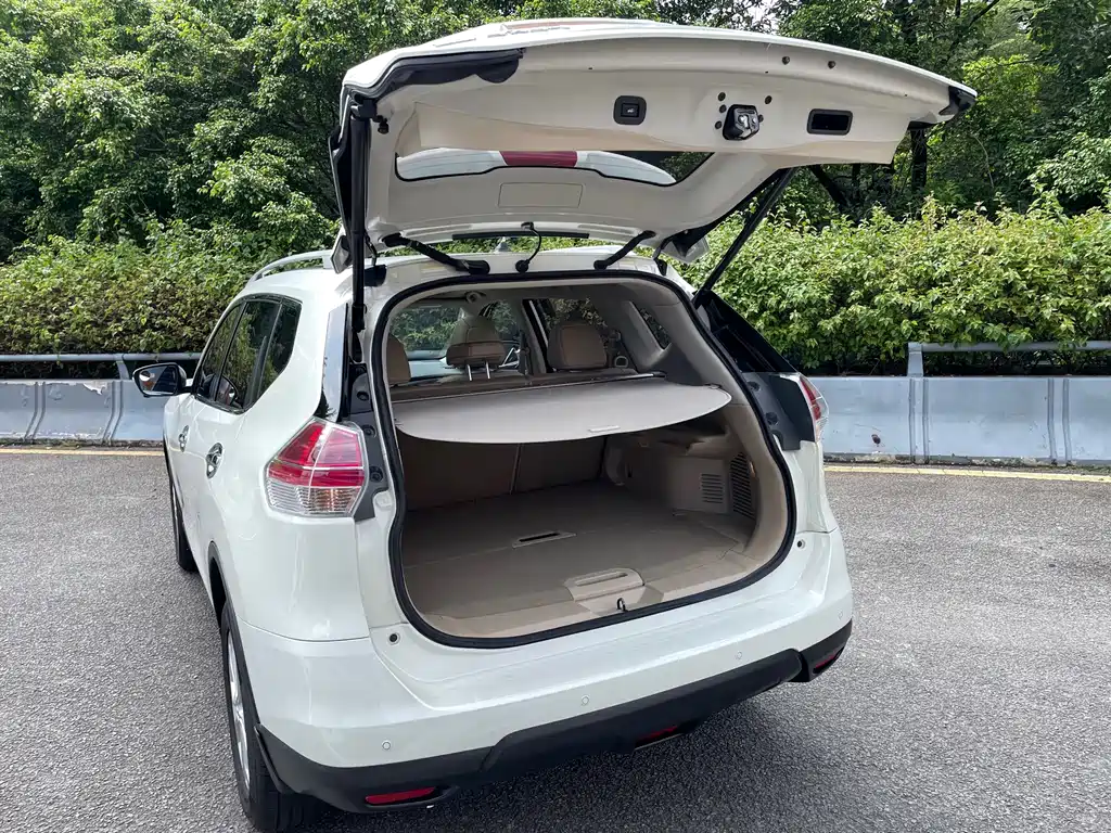 Nissan X-Trail — миниатюра 12