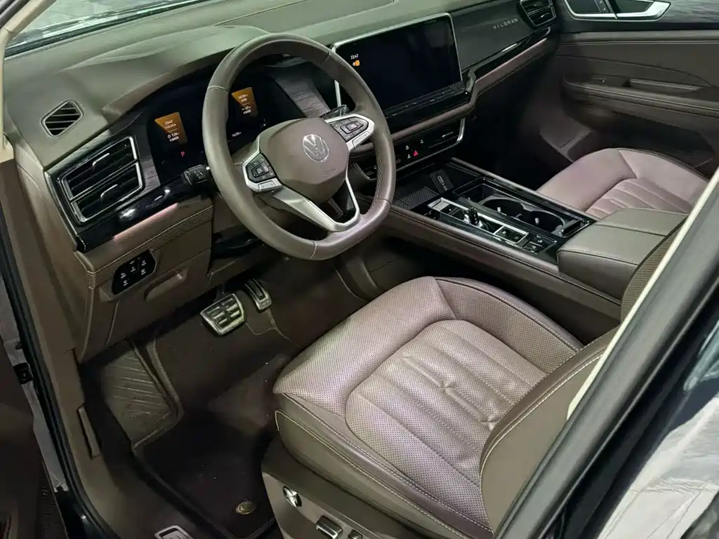 Volkswagen Viloran 2023 380TSI