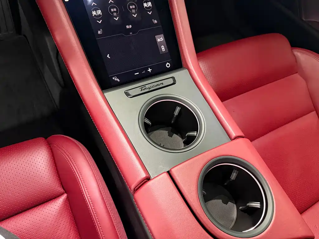 Porsche Taycan — миниатюра 14