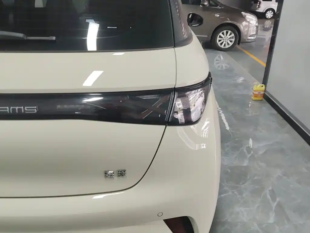 BYD Dolphin — миниатюра 8