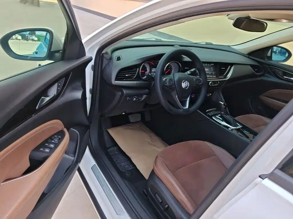 Buick Regal — миниатюра 16