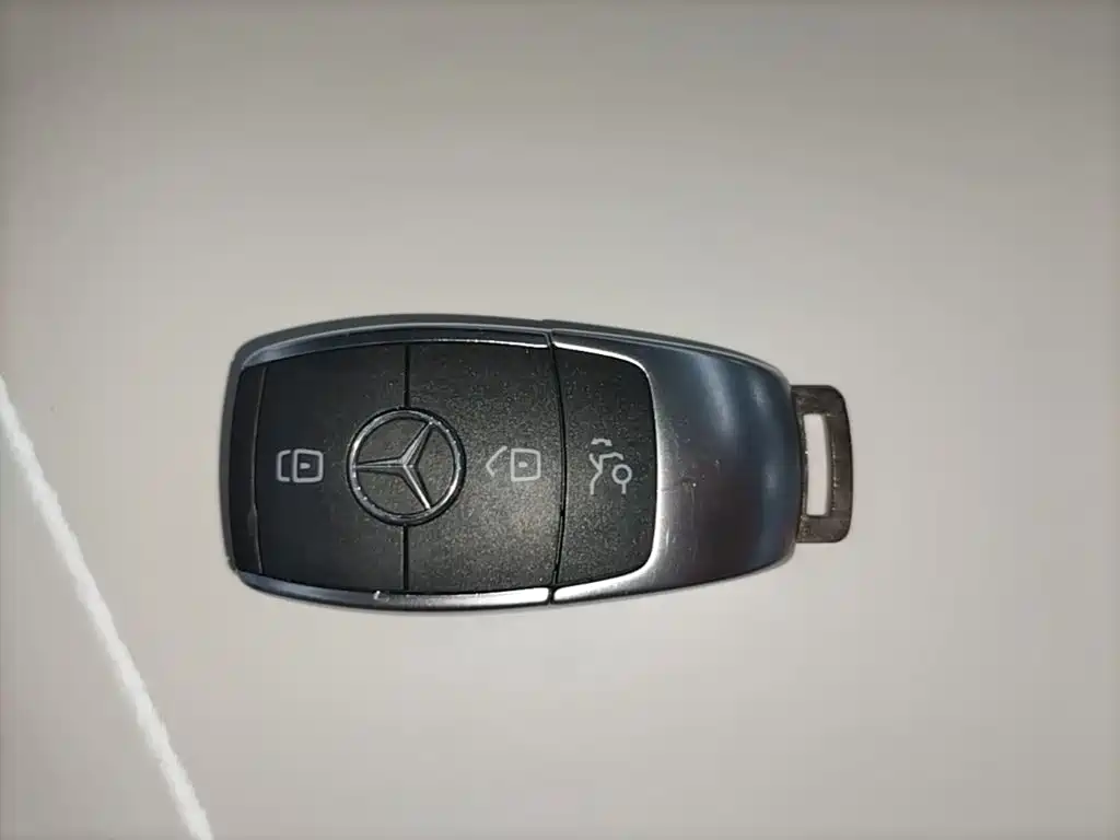 Mercedes-Benz GLC — миниатюра 9