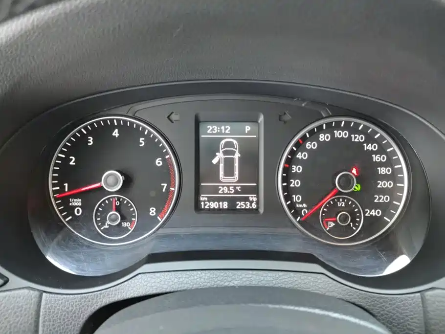 Volkswagen Sharan — миниатюра 14