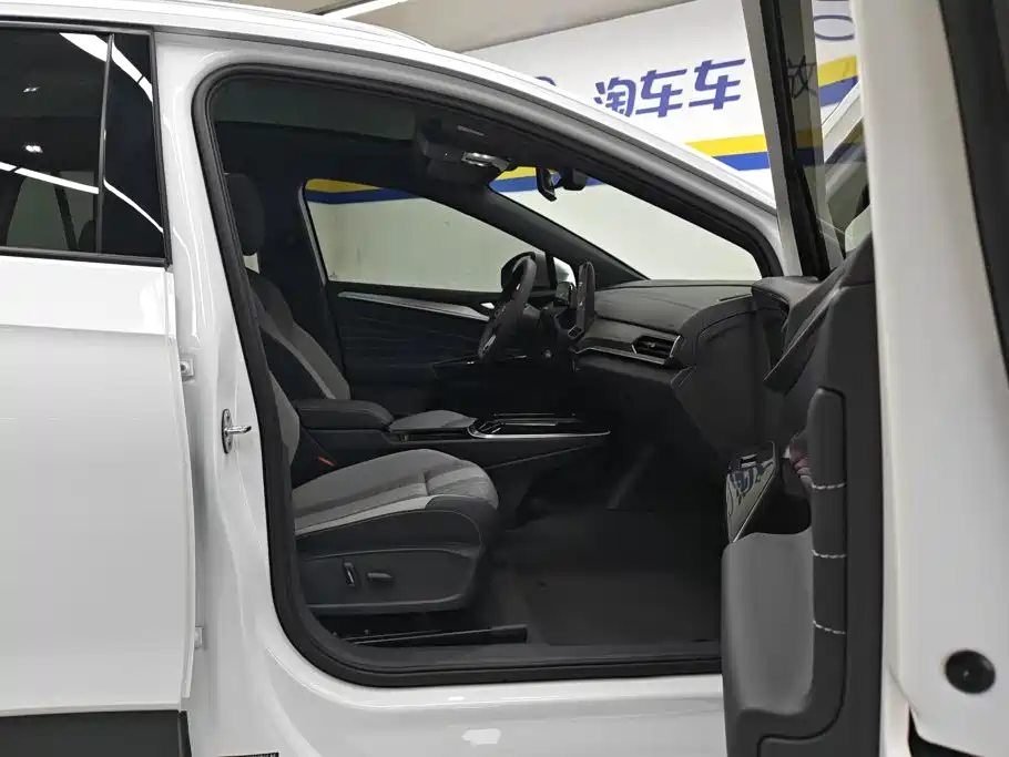 Volkswagen ID.4 Crozz — миниатюра 8