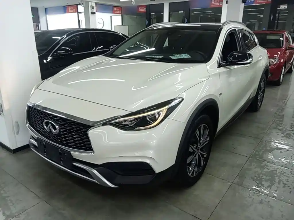 Infiniti QX30 — миниатюра 2