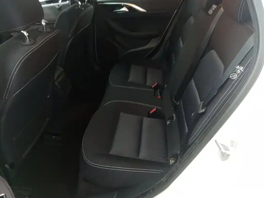 Infiniti QX30 — миниатюра 17