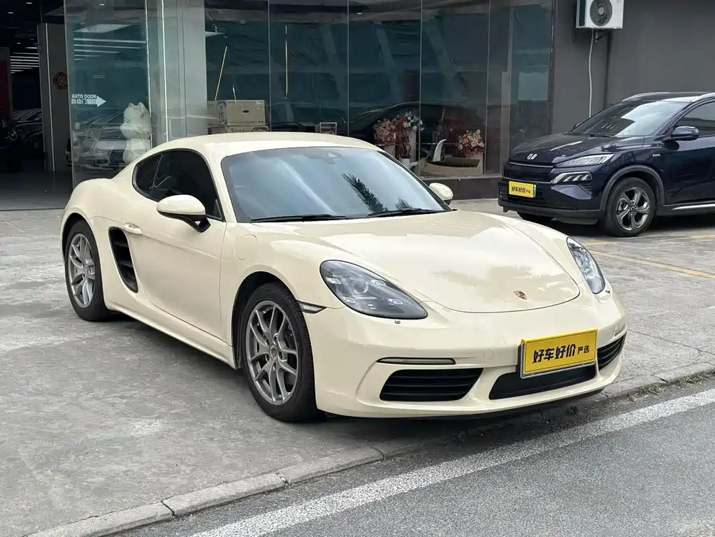 PORSCHE 718