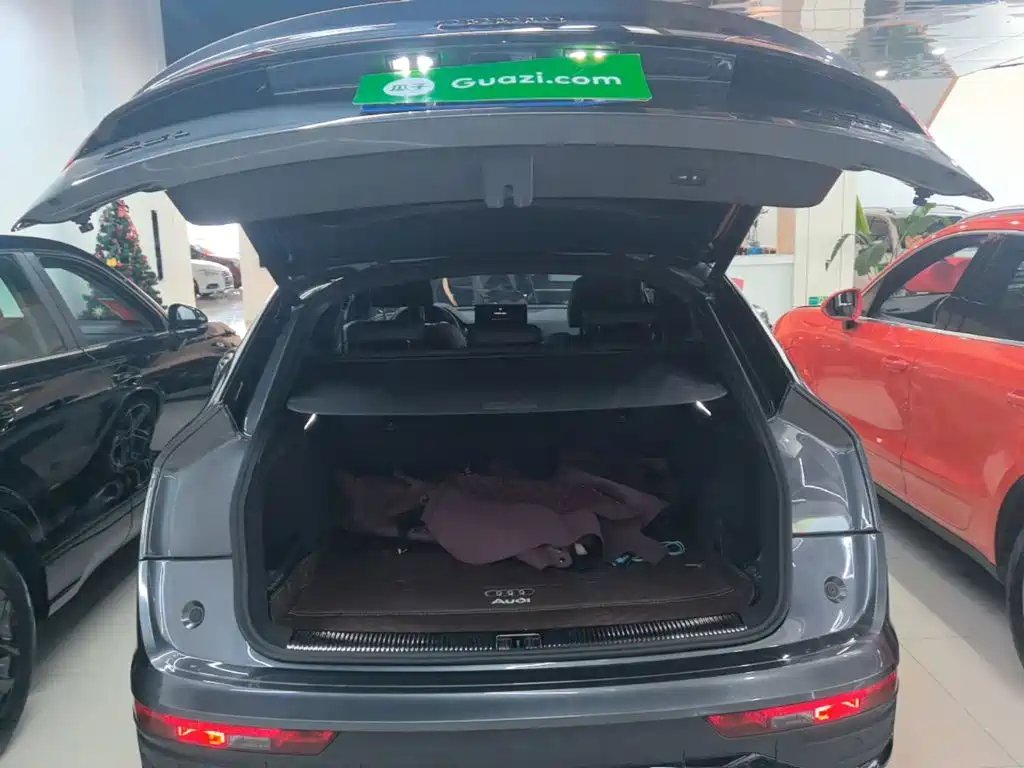 Audi Q5L Sportback — миниатюра 19