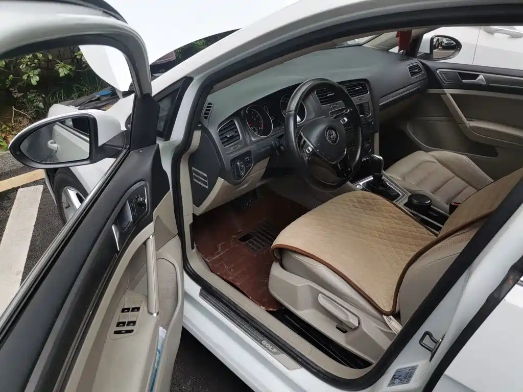 Volkswagen Golf — миниатюра 14