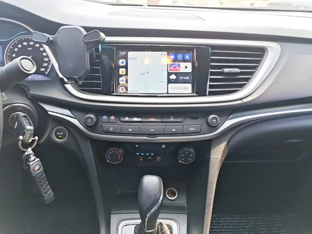 Buick Excelle — миниатюра 13