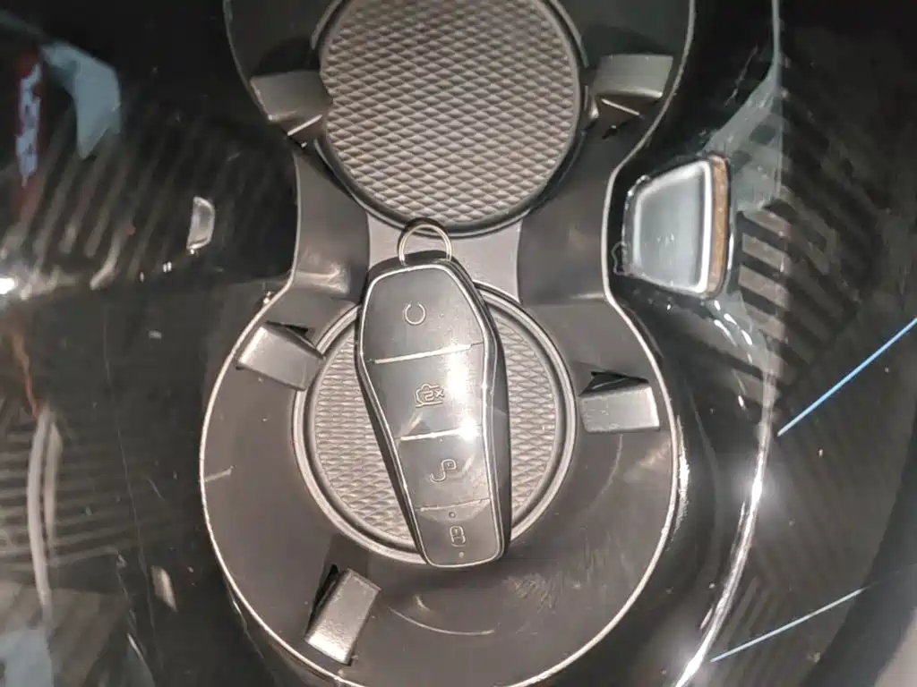 BYD Seal — миниатюра 9