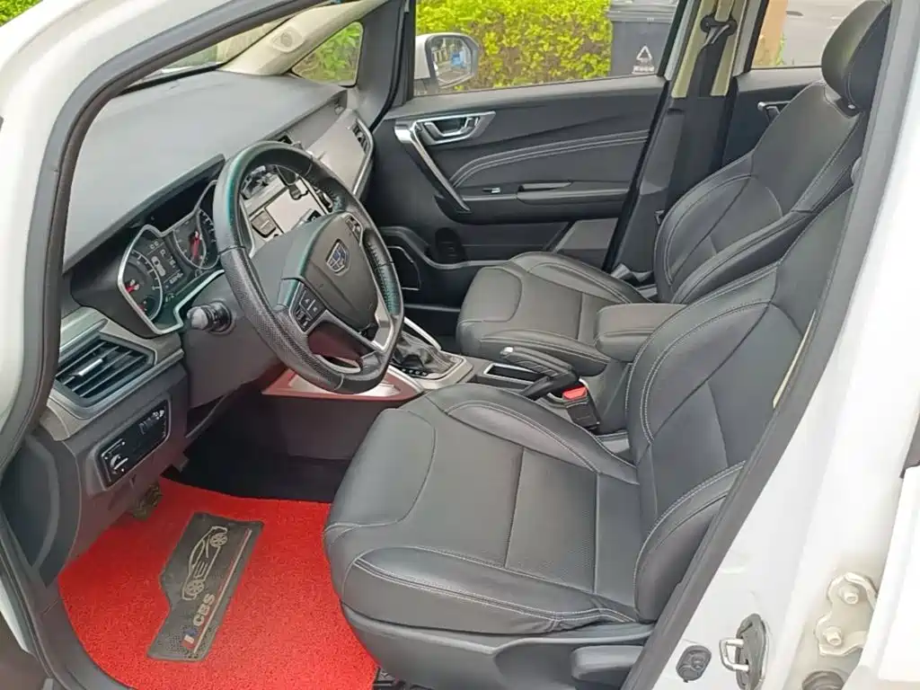 Geely Vision X3 — миниатюра 15