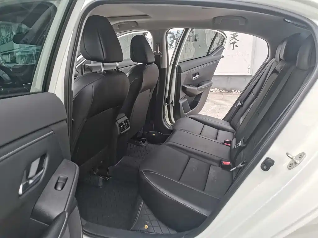Nissan Sylphy — миниатюра 7