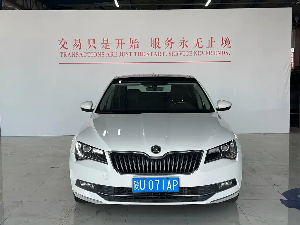 Skoda Superb — миниатюра 2