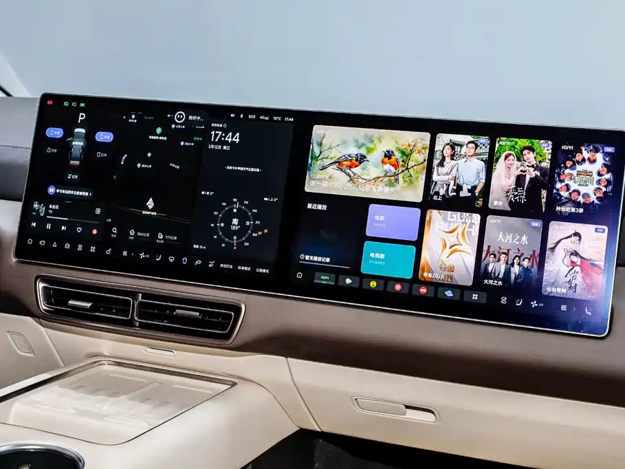 Li Auto Li MEGA — миниатюра 20