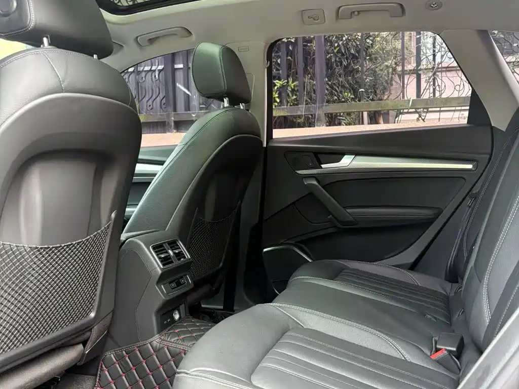 Audi Q5L — миниатюра 9