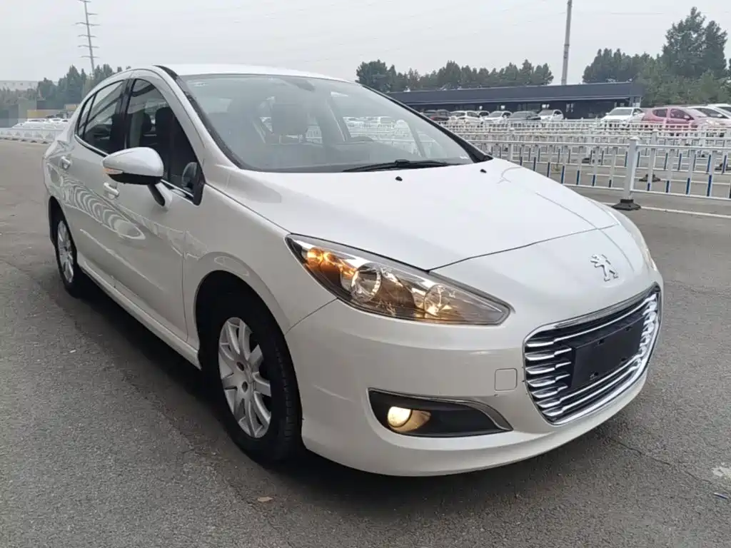 Peugeot 308 — миниатюра 4