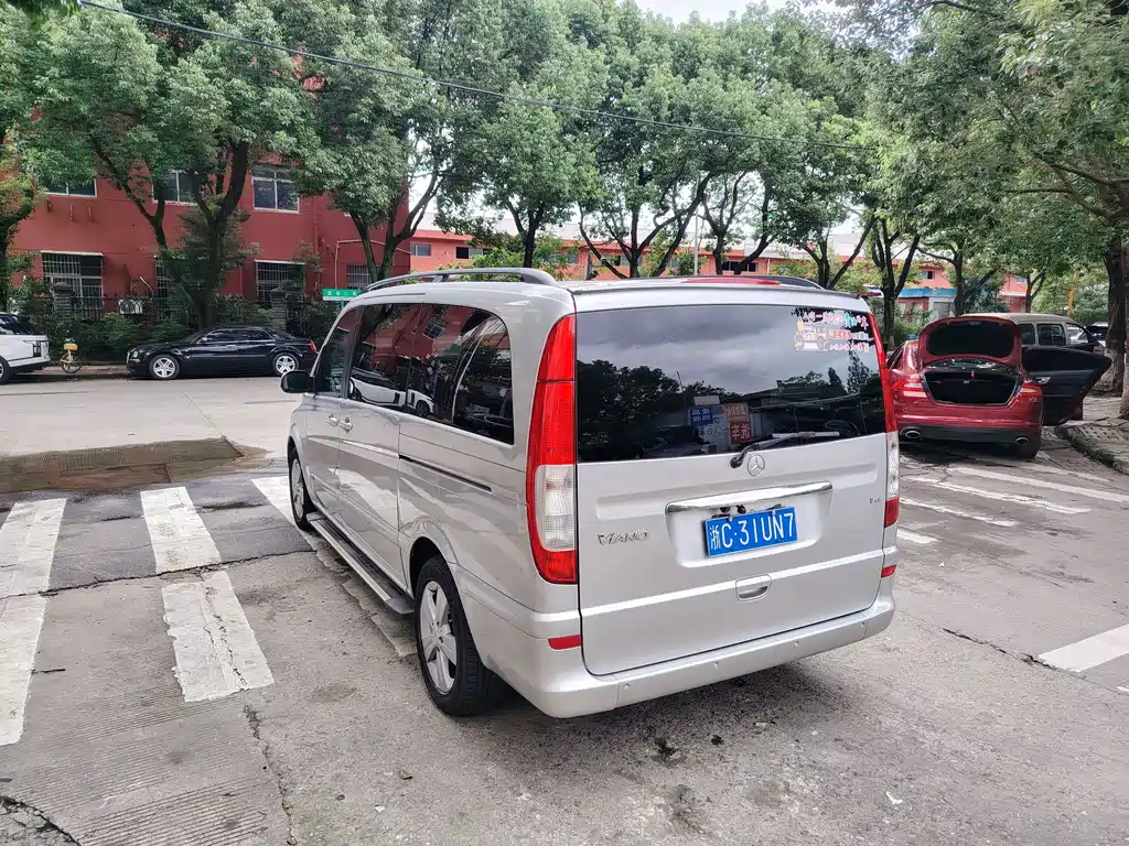 Mercedes-Benz Viano — миниатюра 10