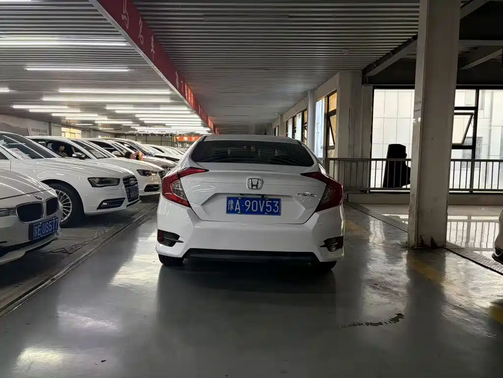 Honda Civic — миниатюра 7