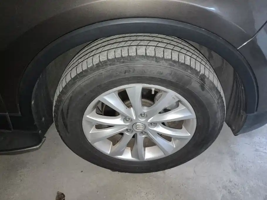 Buick Envision Plus — миниатюра 6