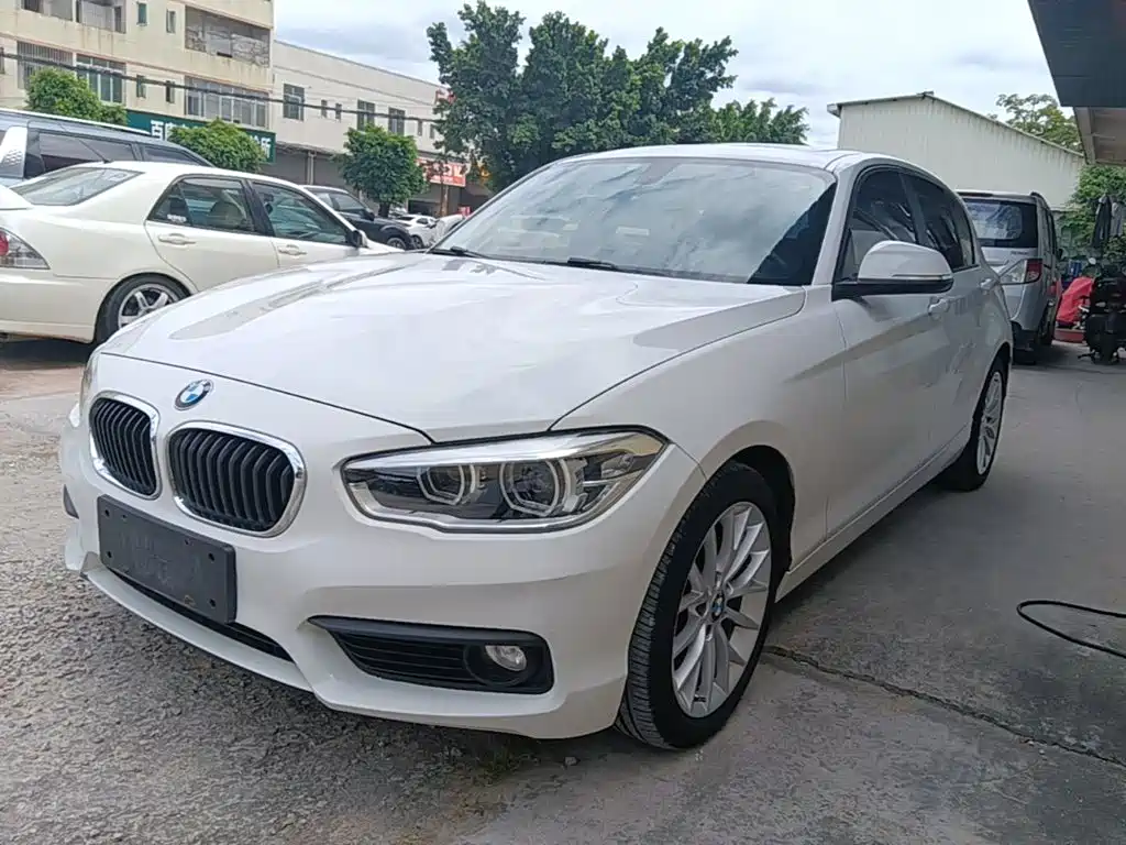 BMW 1 Series (Import) — миниатюра 2