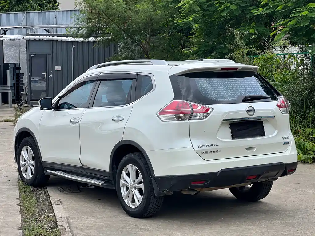 Nissan X-Trail — миниатюра 8