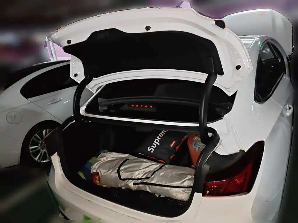 Changan Eado — миниатюра 20