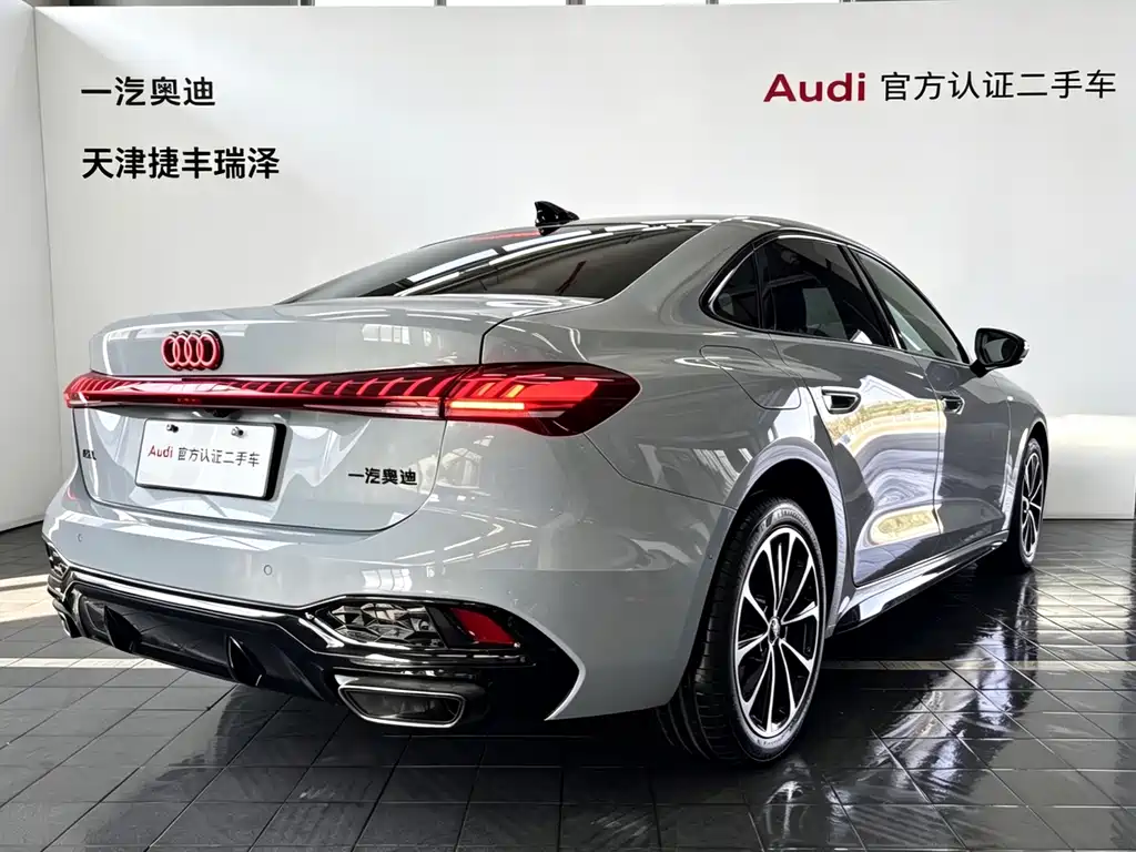 Audi Audi A5L — миниатюра 6